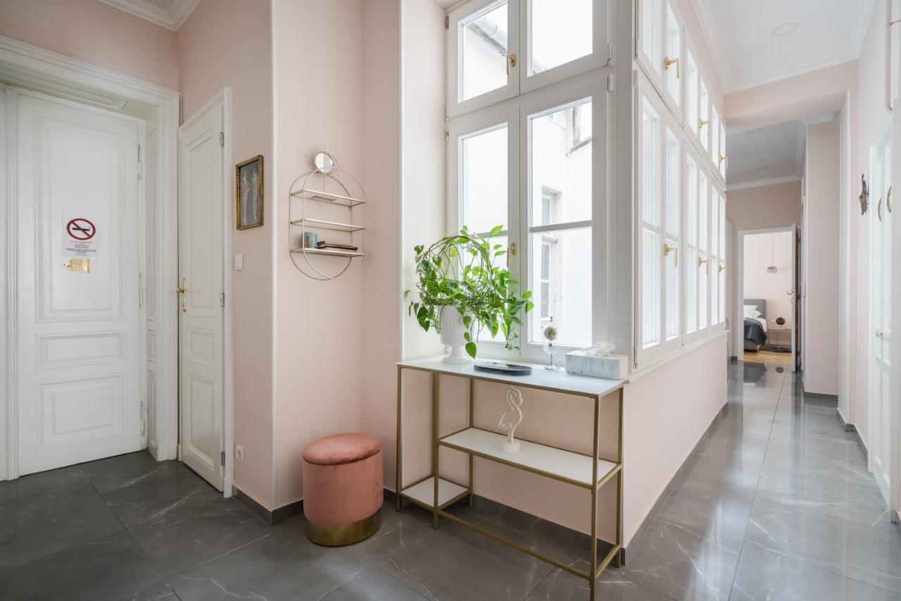 Bpr Adagio Design Home With A/C Budapest Esterno foto